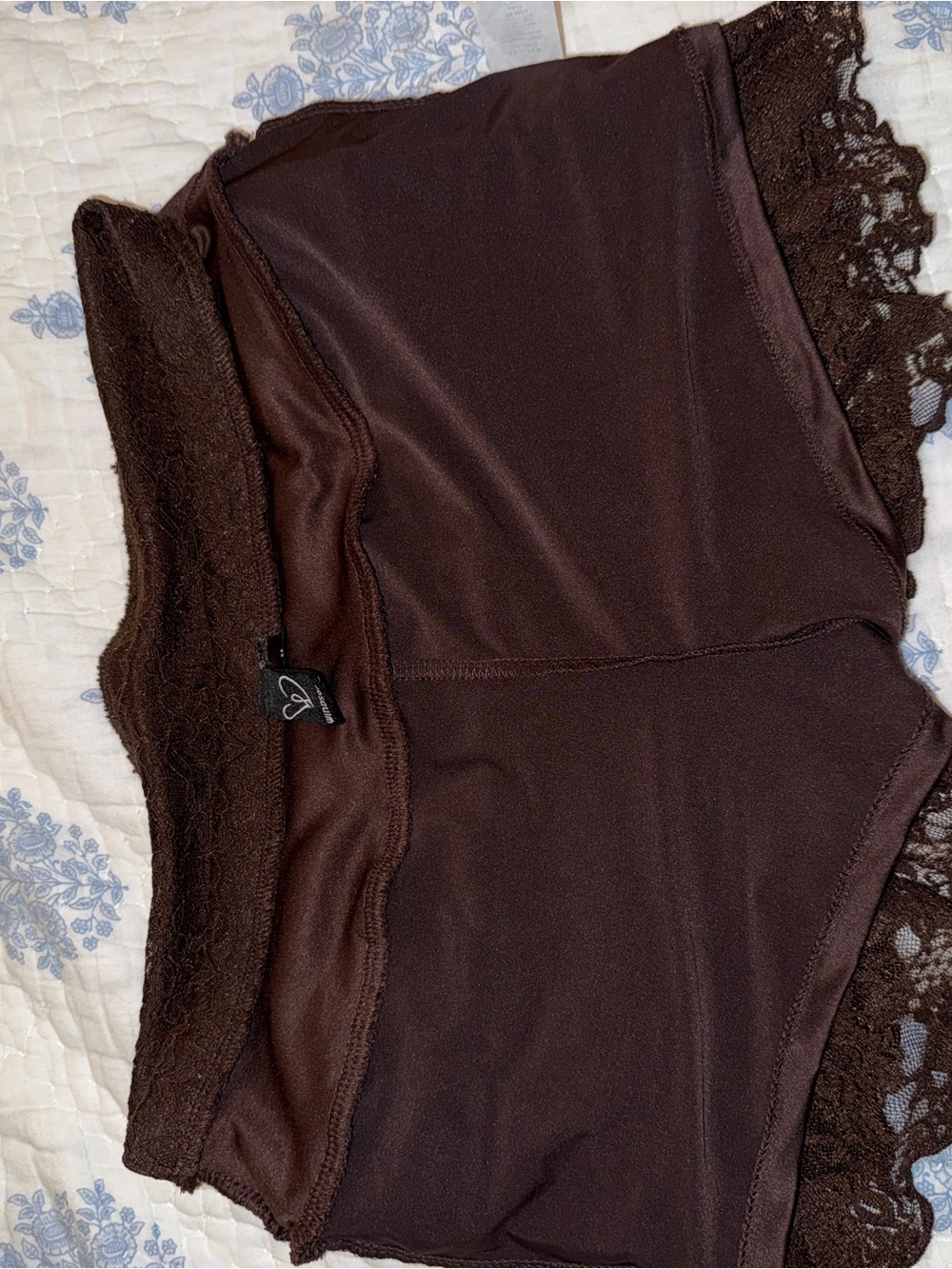 Ruffled Shorts - Picture 3 of 3